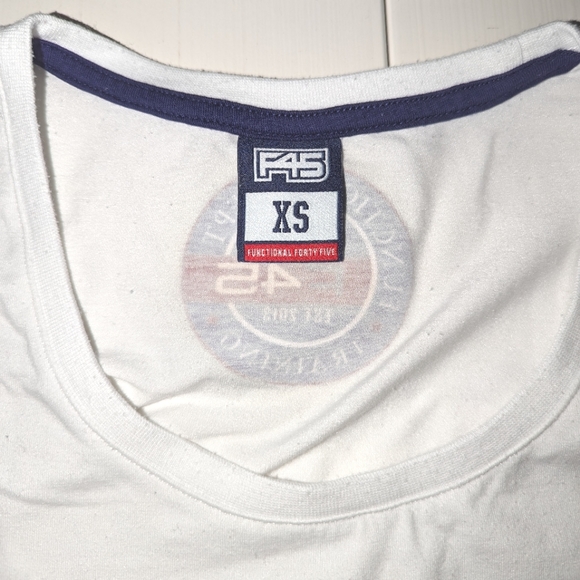 F45 Training Trade Mark Women's Tank Tee Graphic XS - Picture 9 of 9